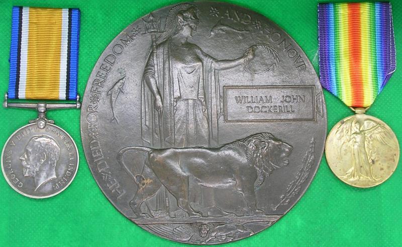 WW1 PAIR & MEMORIAL PLAQUE, 2/6th LONDON REGIMENT / CITY OF LONDON RIFLES, DIED OF WOUNDS, FRANCE & FLANDERS 22-5-1917