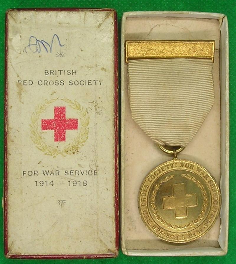 MINT BOXED WW1 BRITISH RED CROSS WAR SERVICE MEDAL 1914-1918