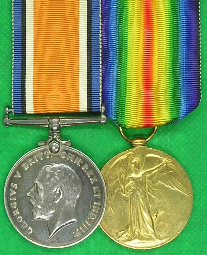 WW1 PAIR, 3rd AIRMAN R.A.F, FROM STEVENAGE, WOUNDED & LOST HIS LEG DUE TO BOMB WOUNDS 1918