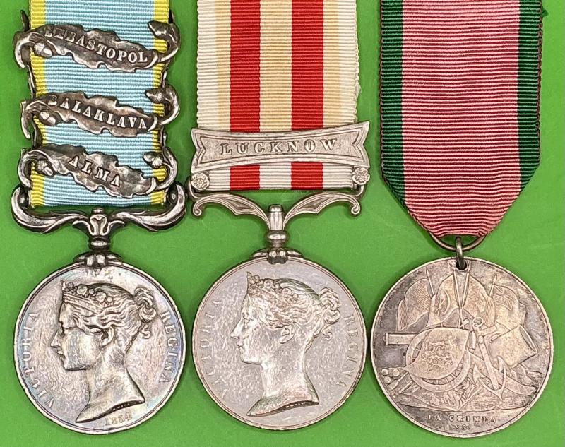 3 BAR CRIMEA PAIR & INDIAN MUTINY, LUCKNOW, 42nd ROYAL HIGHLANDERS, SLIGHTLY WOUNDED AT LUCKNOW 11-3-1858