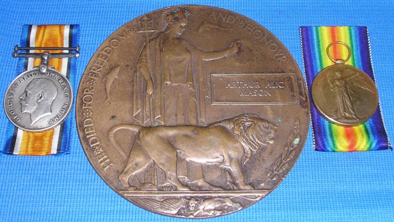 WW1 PAIR & MEMORIAL PLAQUE, HMS GOLIATH, LOST AT SEA GALLIPOLI 13-5-1915, FROM RUGBY