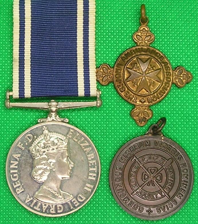 EIIR 2nd TYPE, POLICE EXEMPLARY SERVICE MEDAL, WITH RLSS & ST.J.A.A MEDALLIONS
