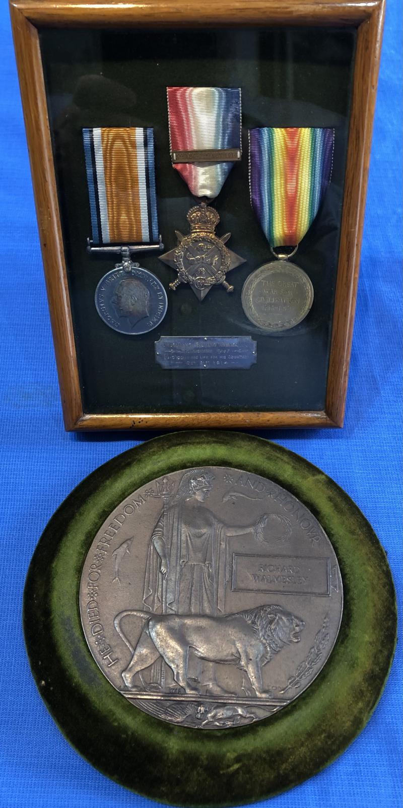 WW1 1914 MONS STAR & BAR TRIO WITH MEMORIAL PLAQUE, 2nd YORKSHIRE REGIMENT / GREEN HOWARDS OFFICER, K.I.A F&F 21-10-1914