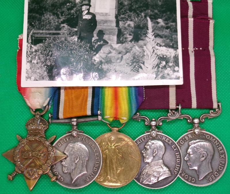 WW1 1914-15 TRIO, GVR LS&GC, GVIR M.S.M, 2nd K.O.S.B, FROM BERWICK, WITH PHOTOGRAPH