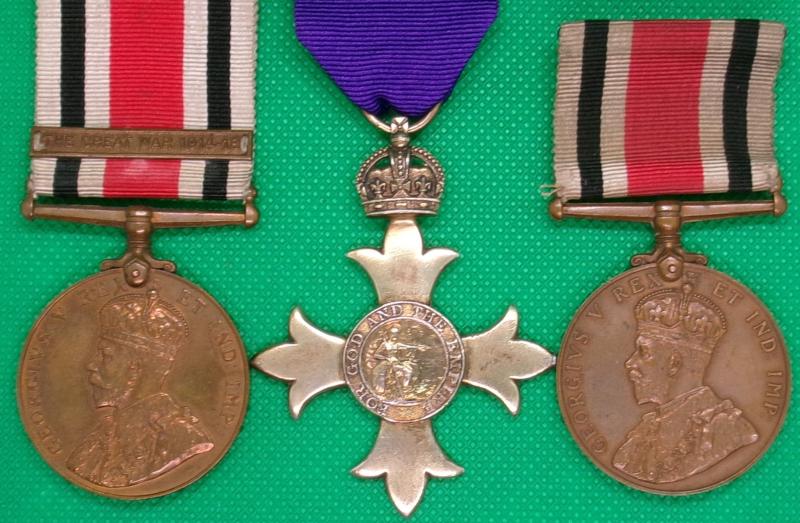 WW1 SPECIAL CONSTABULARY FAMILY O.B.E GROUP, FROM EDINBURGH